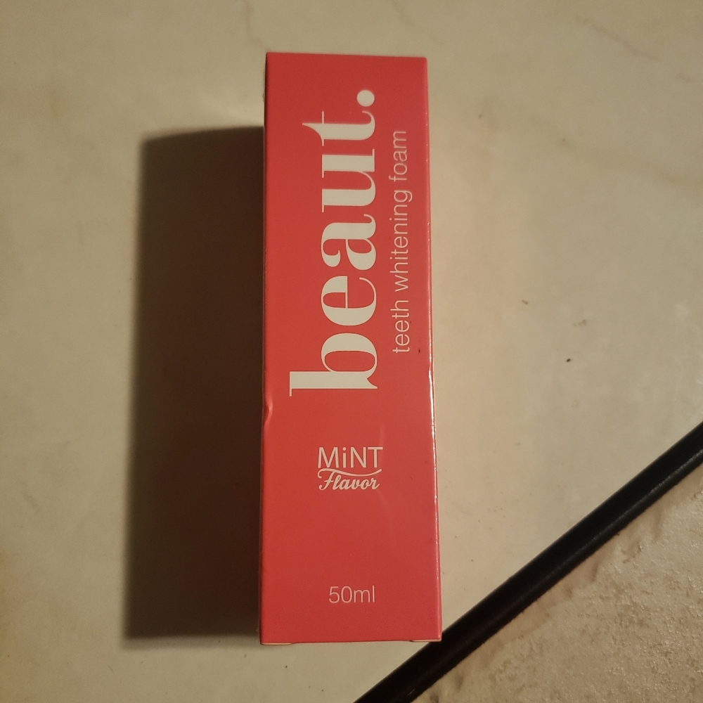 beaut. Teeth Whitening Foam